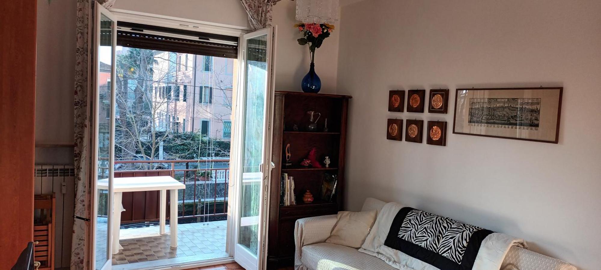 Eva 's Flat With Large Sunny Balcony And Lagoon View * Lido de Venecia