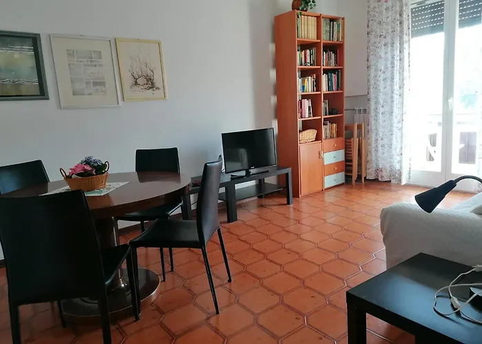 Eva \'S Flat With Large Sunny Balcony And Lagoon View