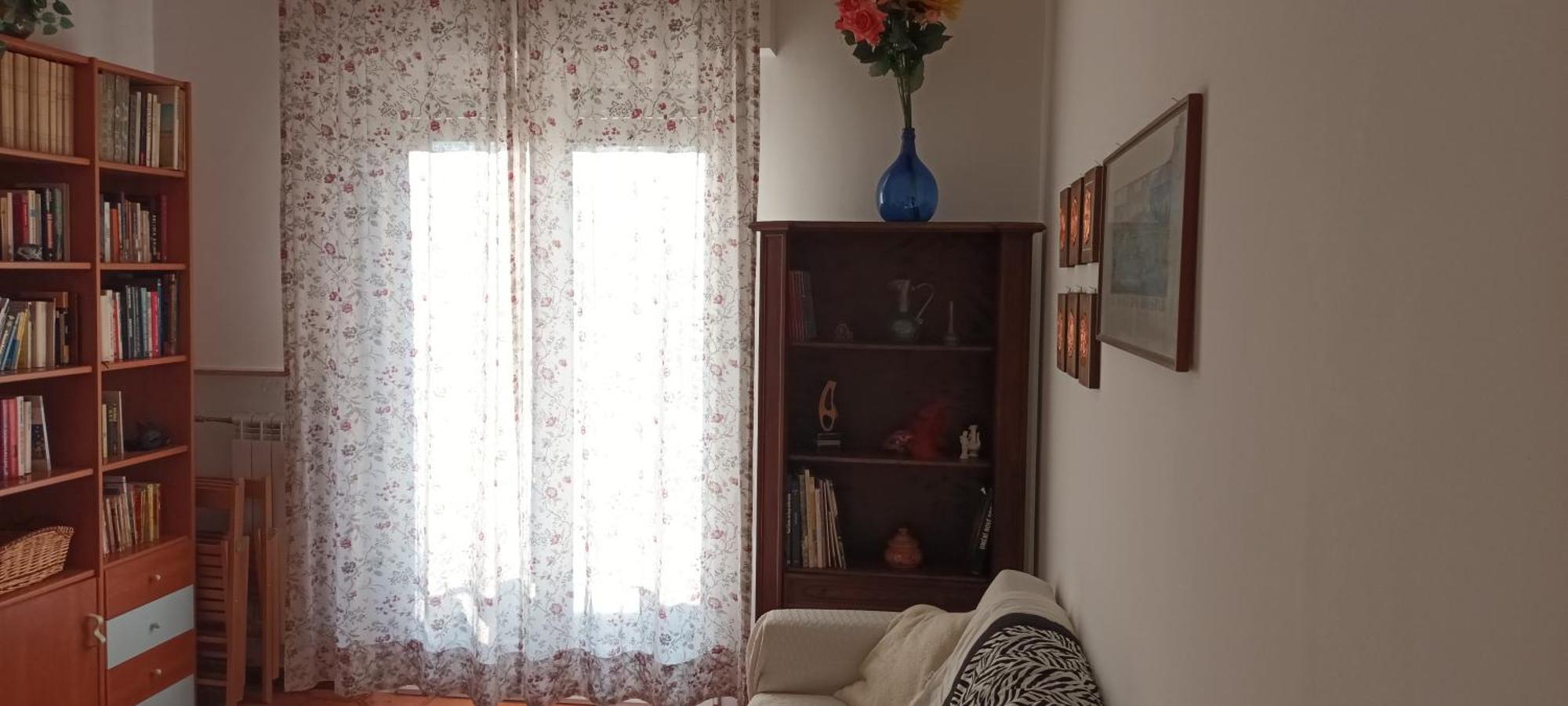 Eva 's Flat With Large Sunny Balcony And Lagoon View *